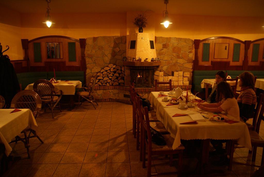 Hotel Twardowski Głogoczów Extérieur photo